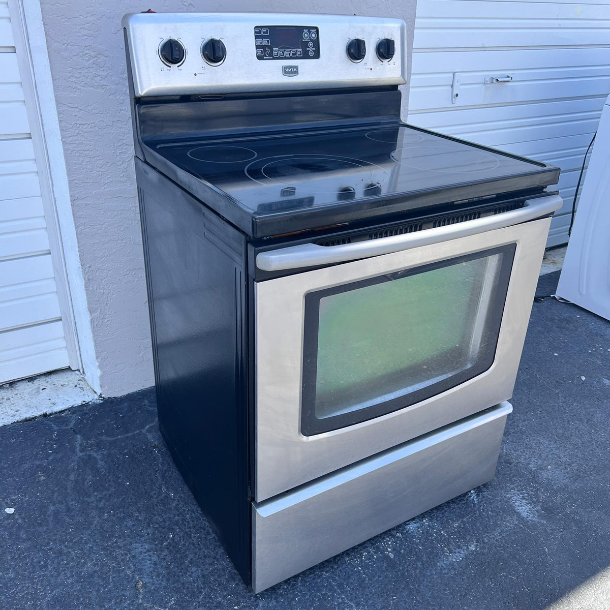 Maytag Stainless Steel Electric Stove AQS