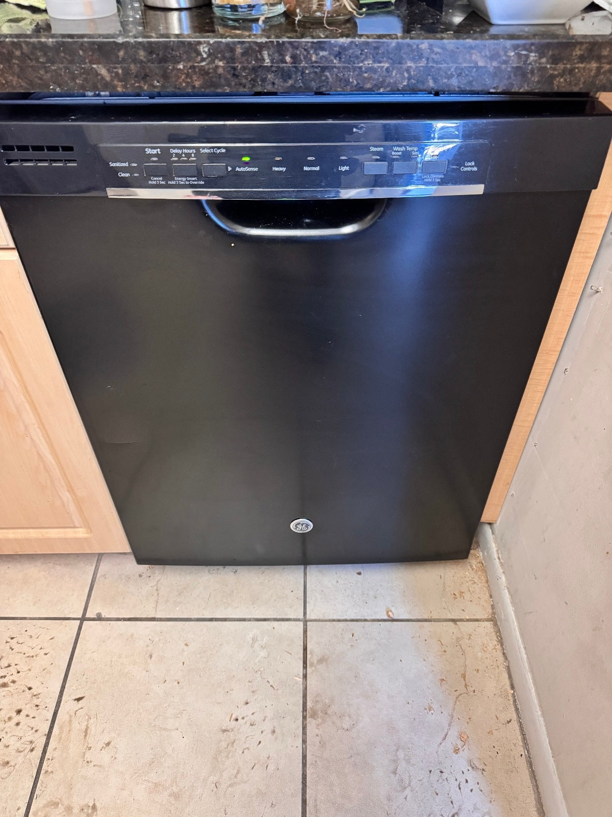 Product Sold - GE Black Dishwasher (Model: GDF520PGD4BB) 100% Satisfied Customer