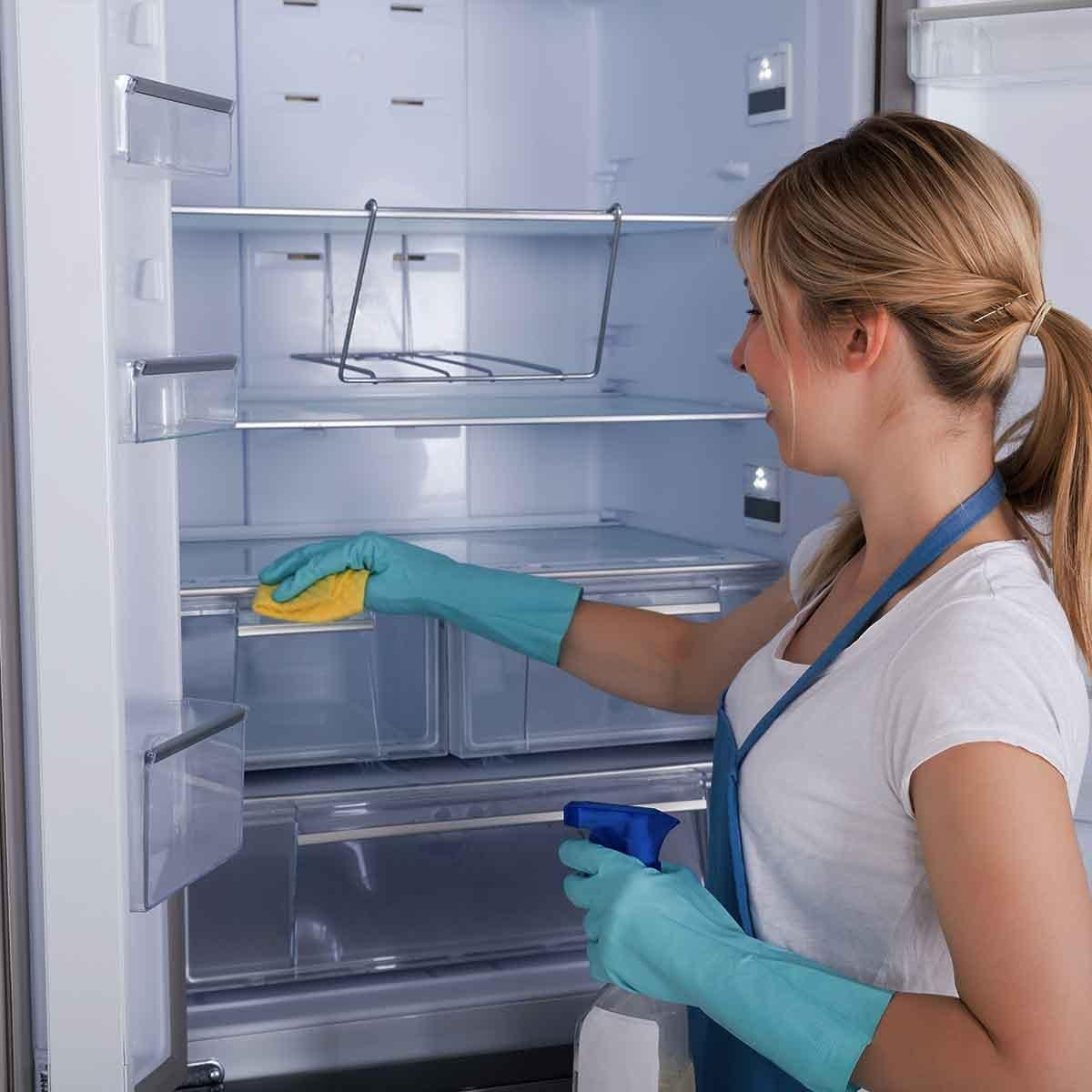 10 tips on how to keep your refrigerator clean