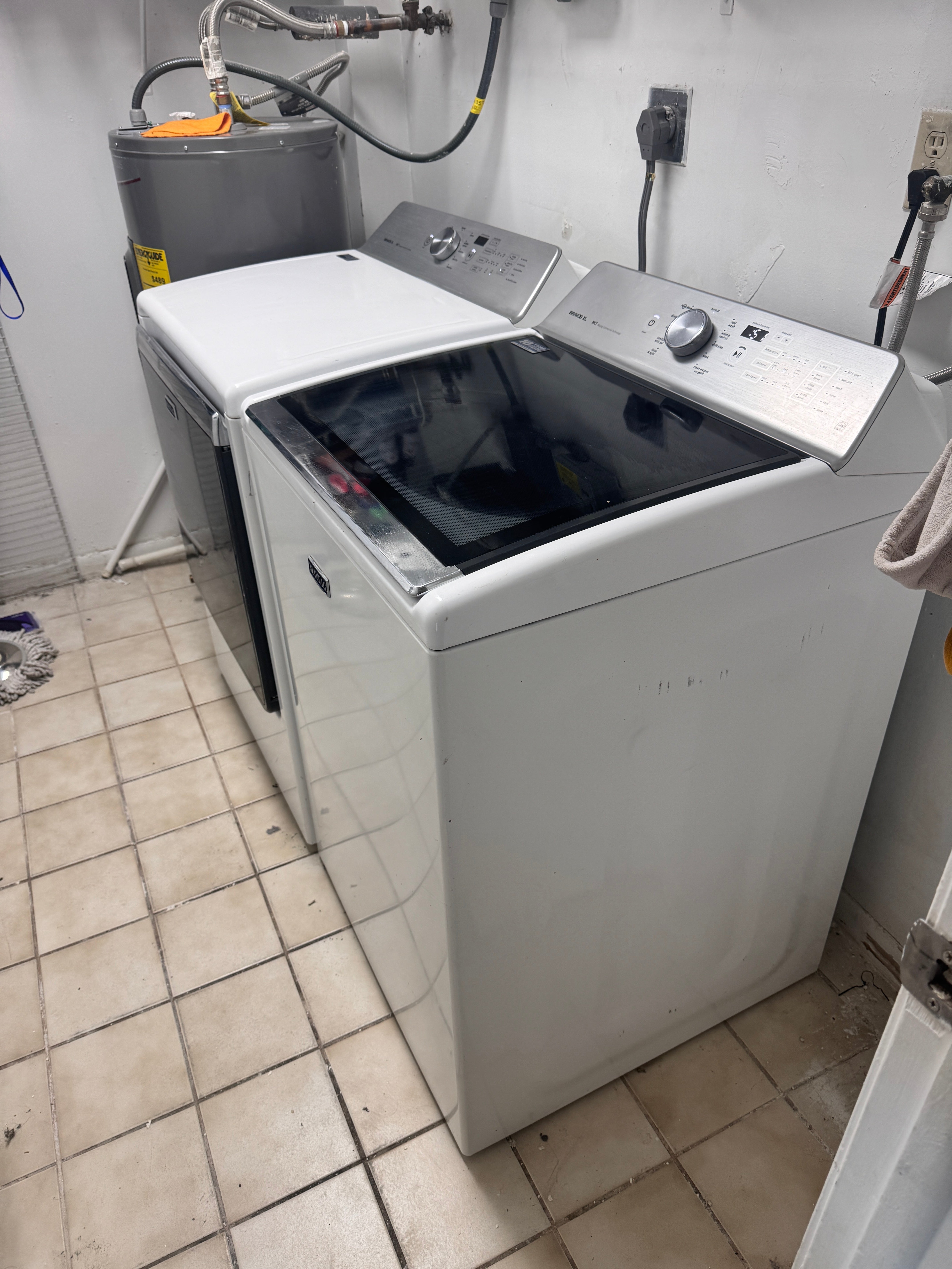 Product Sold – Maytag Bravos Washer XL (Model: MVWB835DW0) + Maytag Bravos Dryer XL (Model: MEDB835DW3)