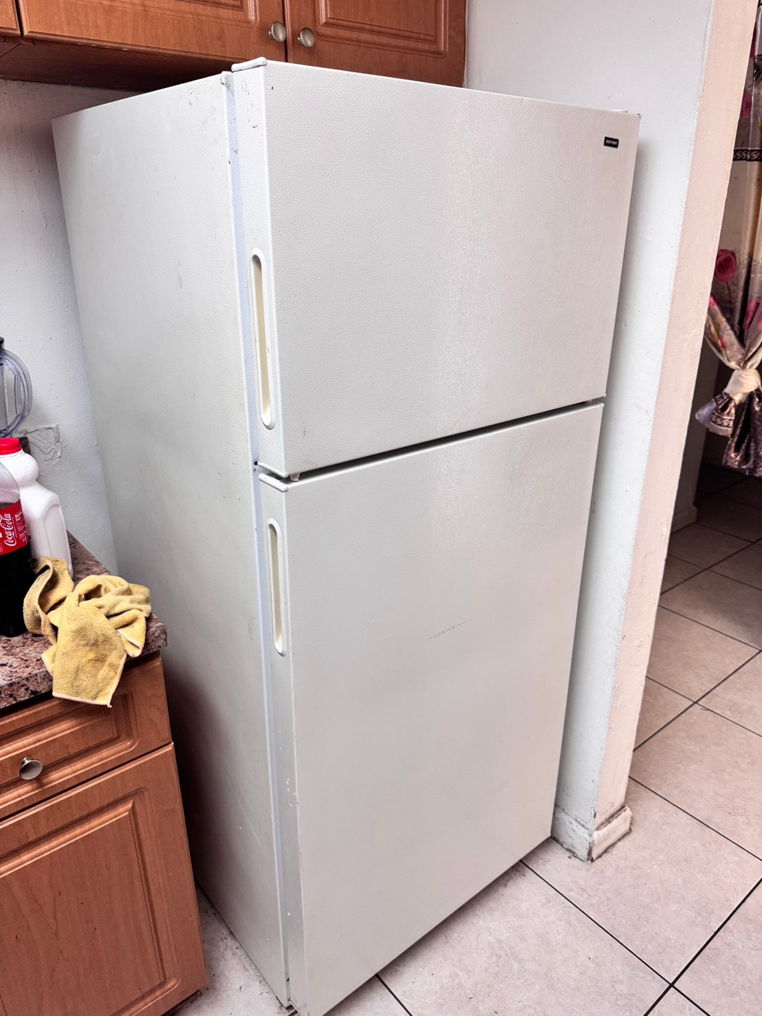 🚚 Product Sold – Hotpoint White Top and Bottom Refrigerator