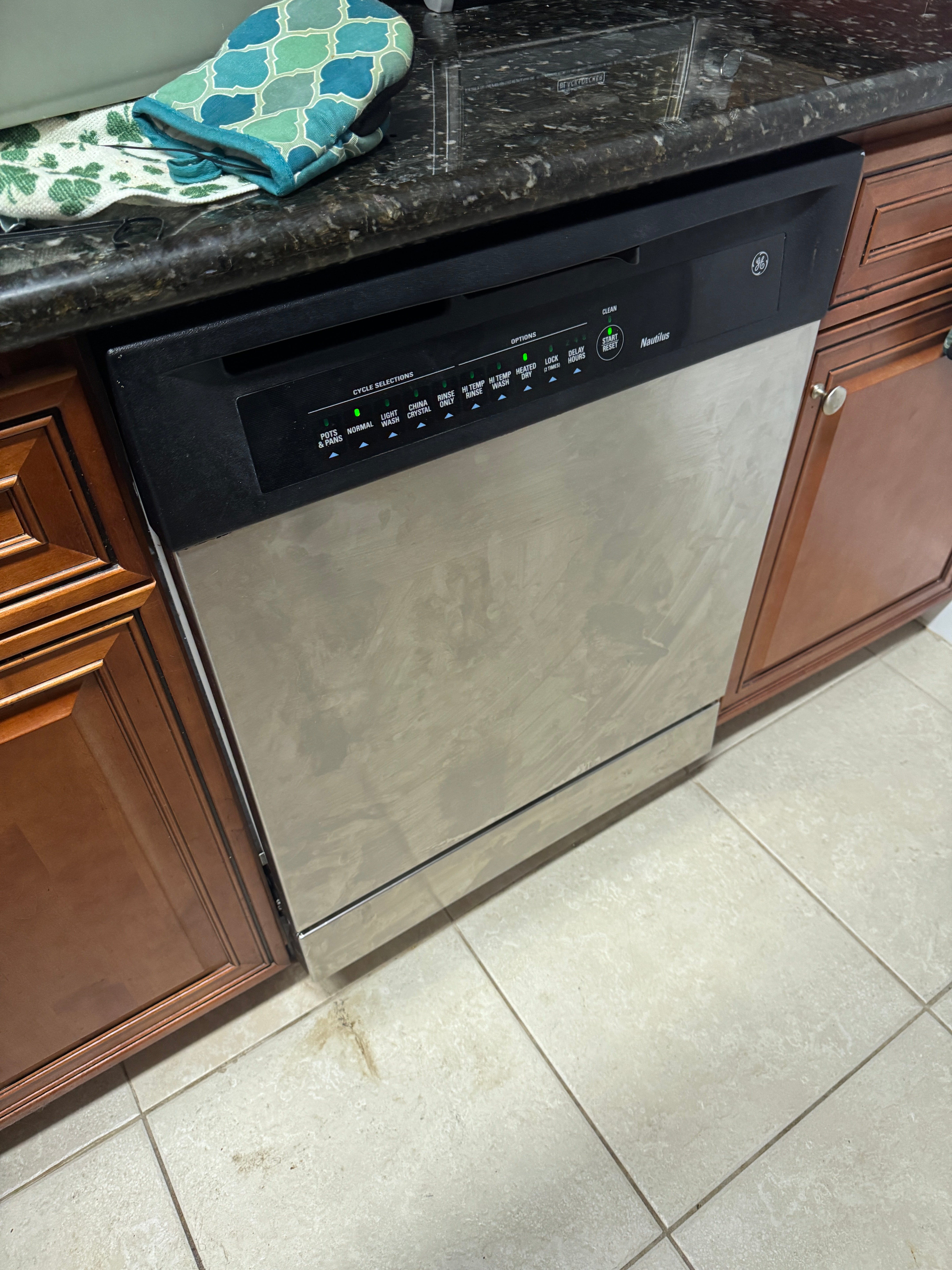 Product Sold – GE Black SS Dishwasher (Model: GSD3960L00SS) 🧼✨