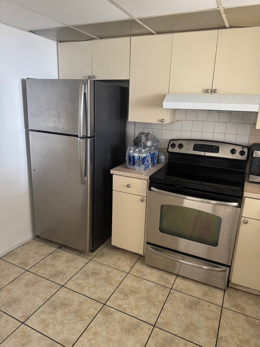 Product Sold – GE SS Top and Bottom Refrigerator (Model: GIE18GSHHRSS) + GE SS Electric Stove (Model: JBP66SM2SS)