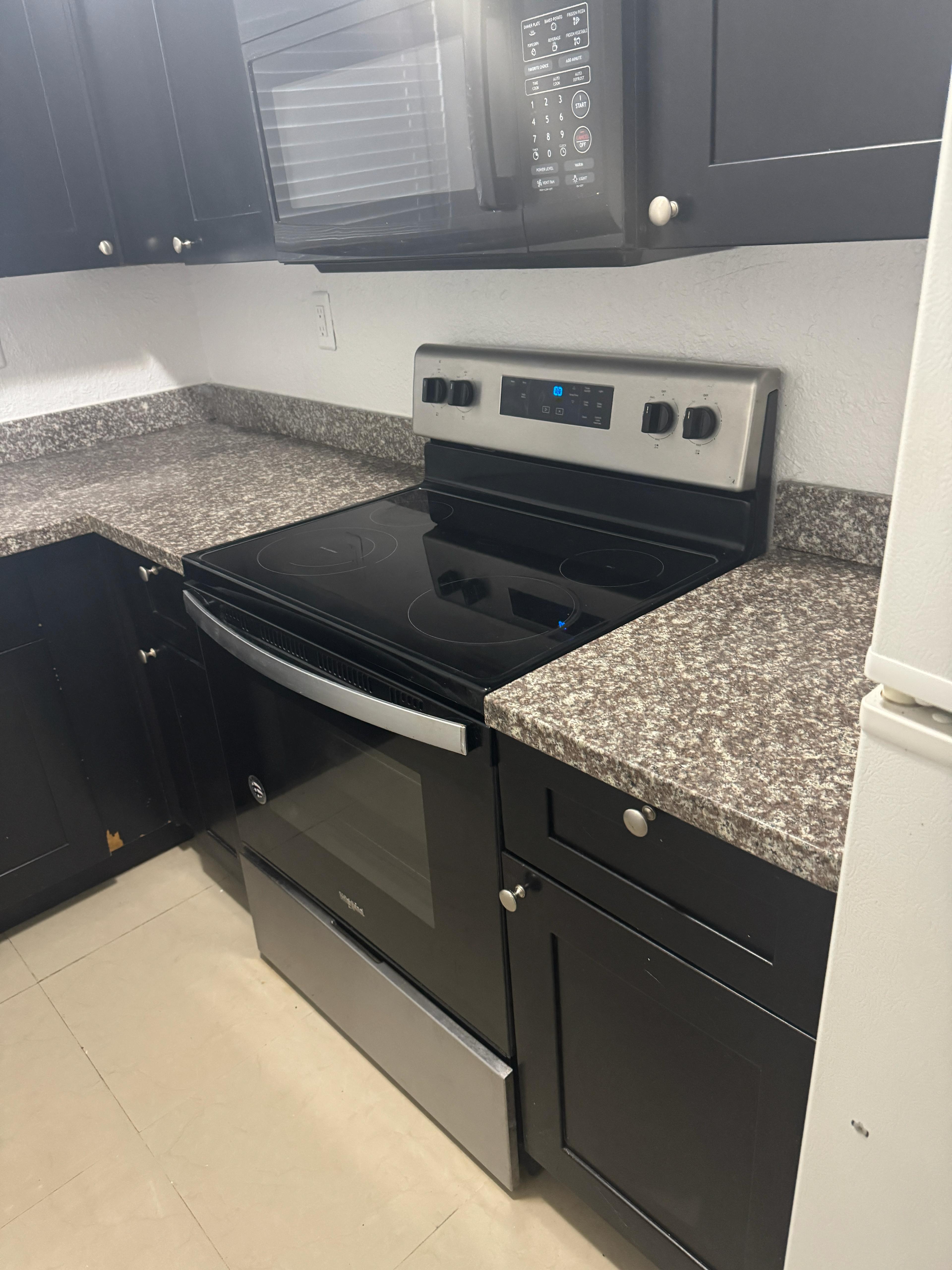 Product Sold – Whirlpool SS Electric Stove (Model: WFE320M0JS0)