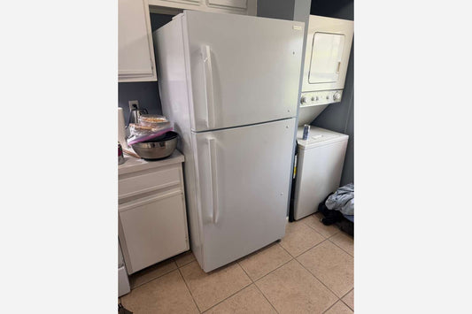 Product Installed – 30" White Top and Bottom Refrigerator