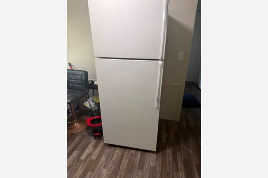 Product Installed – White Top and Bottom Refrigerator