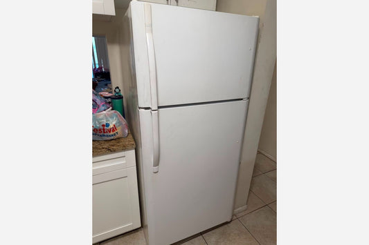 Product Installed – White Top and Bottom Refrigerator