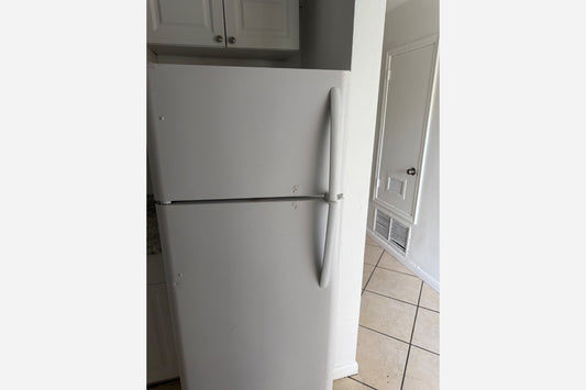 Product Installed – White Top and Bottom Refrigerator