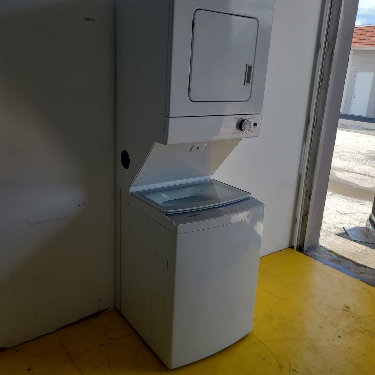 24" Whirlpool Stackable Washer and Dryer