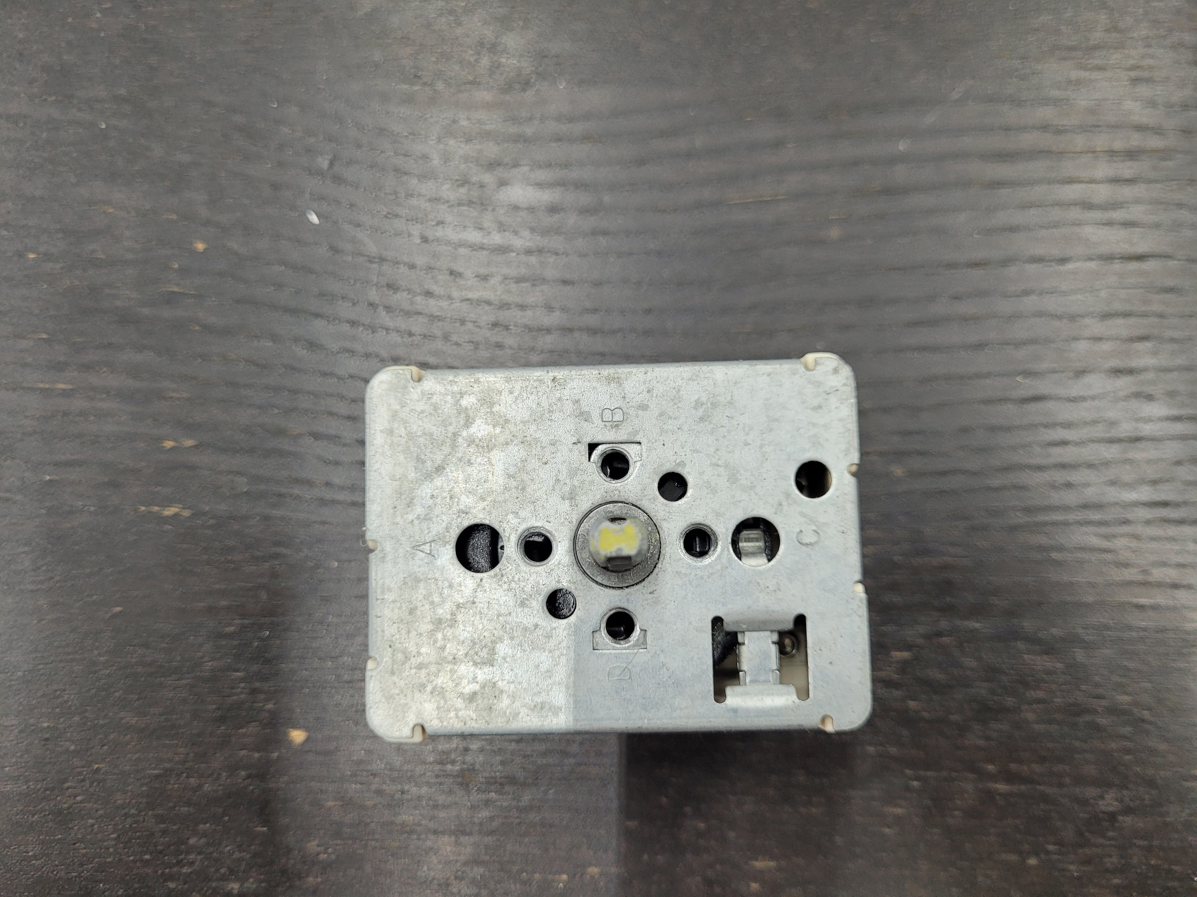 Whirlpool Stove Surface Element Infinite Switch 3148952