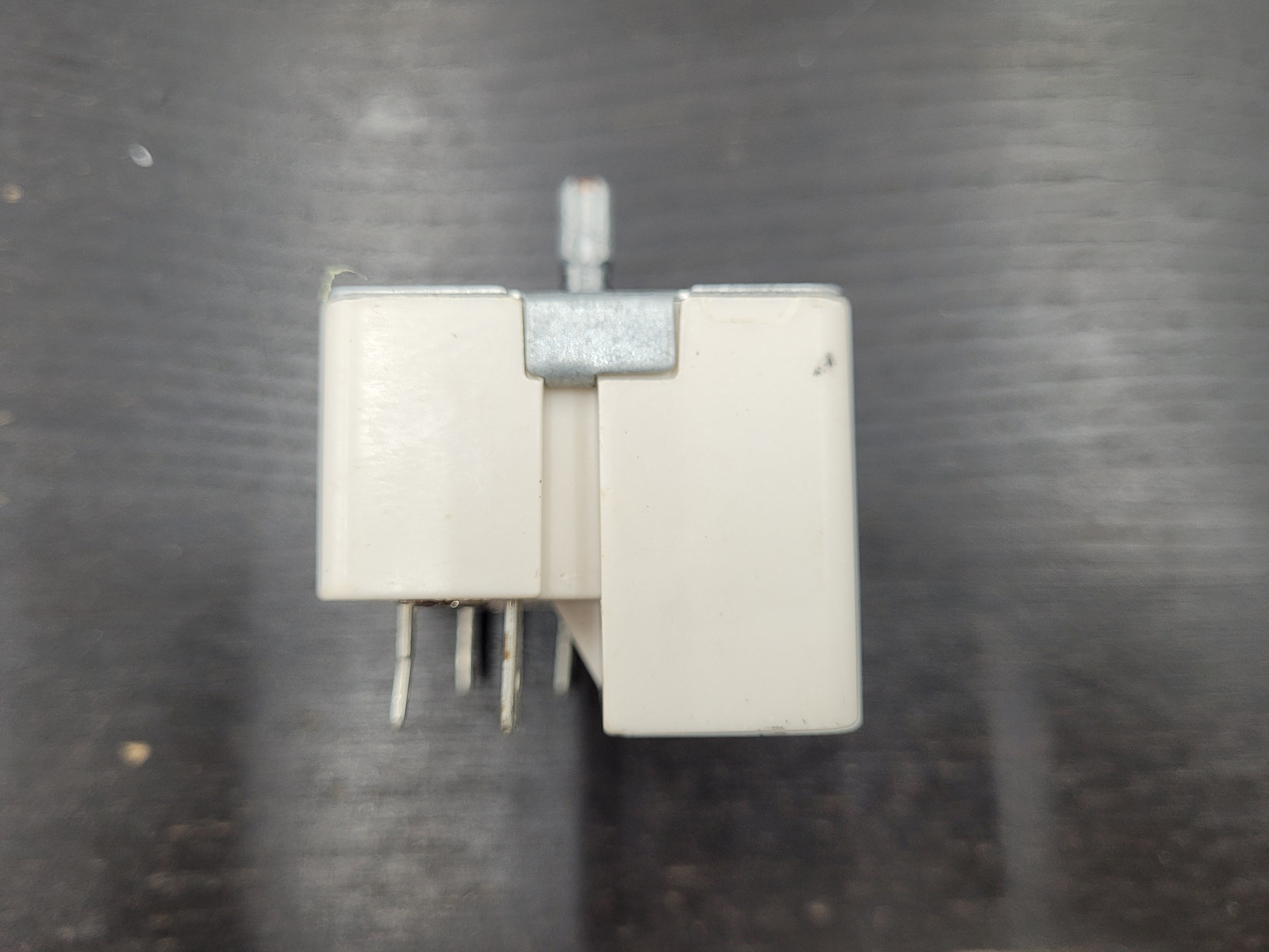 GE Range Surface Element Control Switch, 2,600-watt WB24T10025