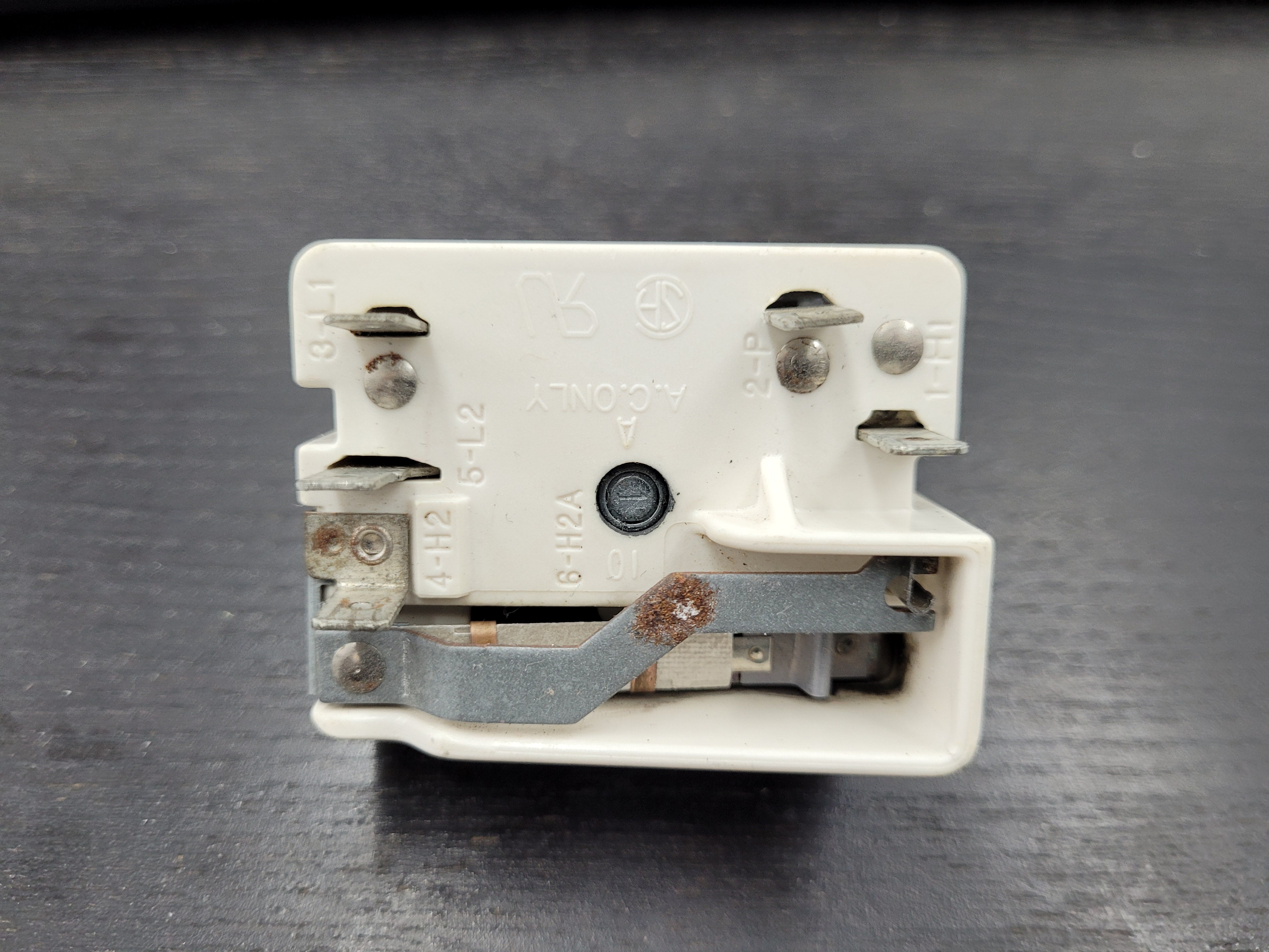 Kenmore Stove Surface Element ControlSwitch 7403P372-60