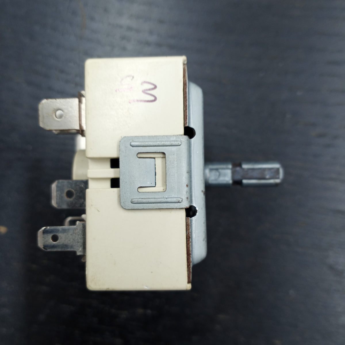 Range Surface Element Control Switch WB24T10153