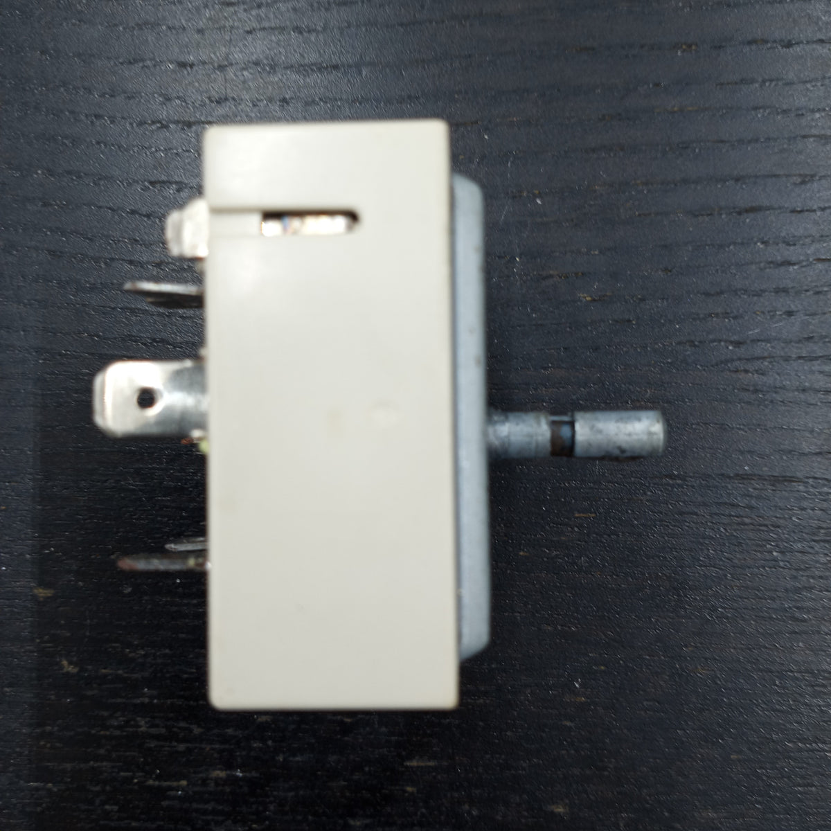 GE Stove Surface Element Control Switch WB24T10119 (5059079042)