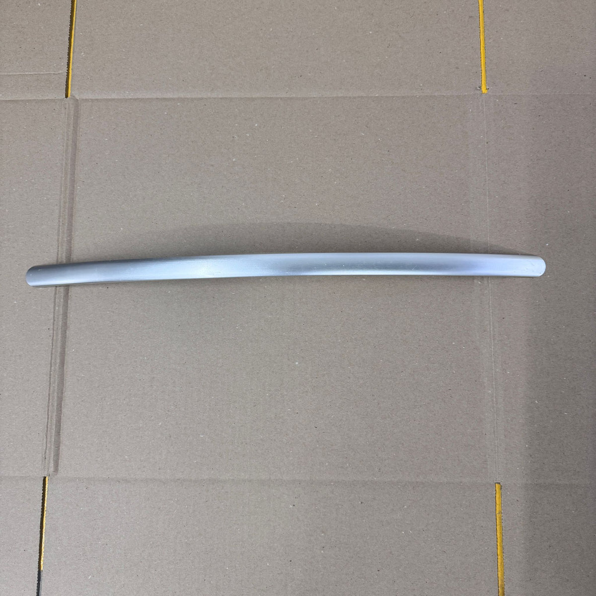 KitchenAid Refrigerator Door Handle Assembly WP2319727S
