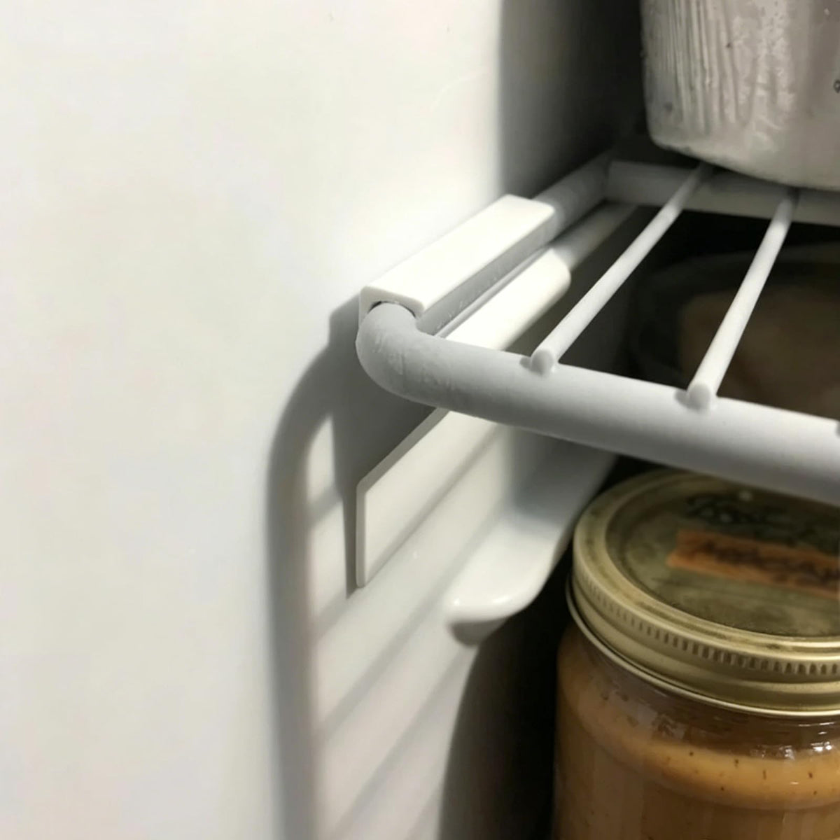 Freezer Wire Shelf Support Bracket Compatible with Frigidaire FFUE2022AW6 Upright Freezer Shelf Repair System 4-Pack Replacement Kit, Plastic Wire Shelf Corner Support Clip