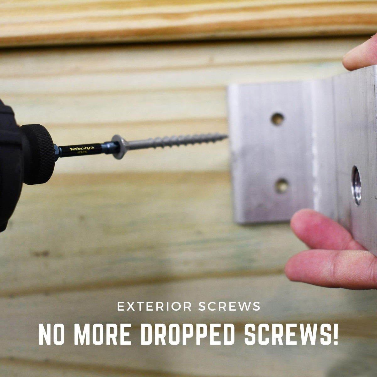 Velocity Exterior Wood Screws Site Case - Wood Screws Assortment Kit in 7 Sizes, Stick Tight Technology, Includes 4 Hexstix Drive Bits and Storage Organizer (580 Pieces)
