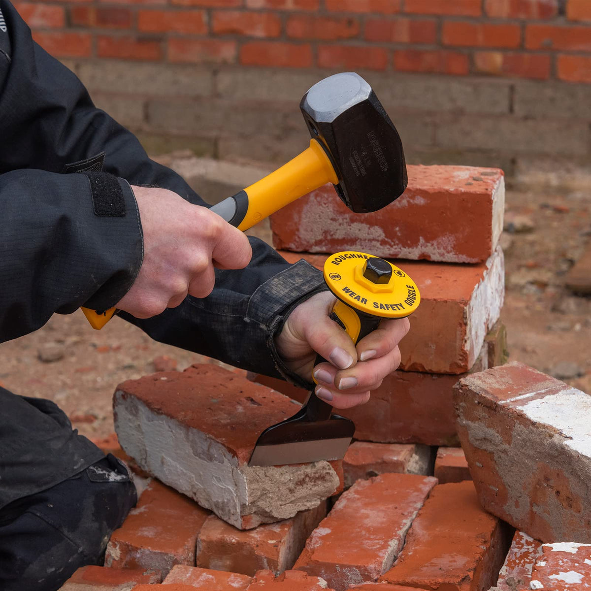 Roughneck ROU31992 Brick Bolster With Hand Guard 102x216mm (4x8½in)
