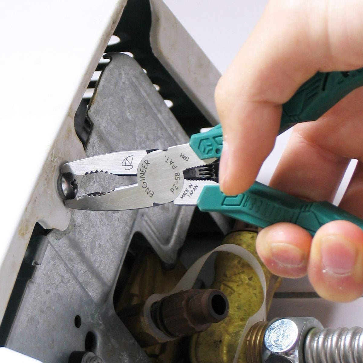 ENGINEER PZ-58 Screw Removal Pliers Stripped Screw Extractor