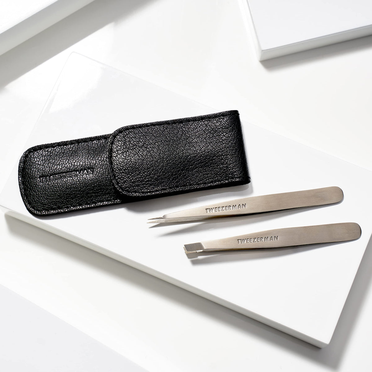 Tweezerman Petite Tweeze Set for Eyebrows with Travel Case Black