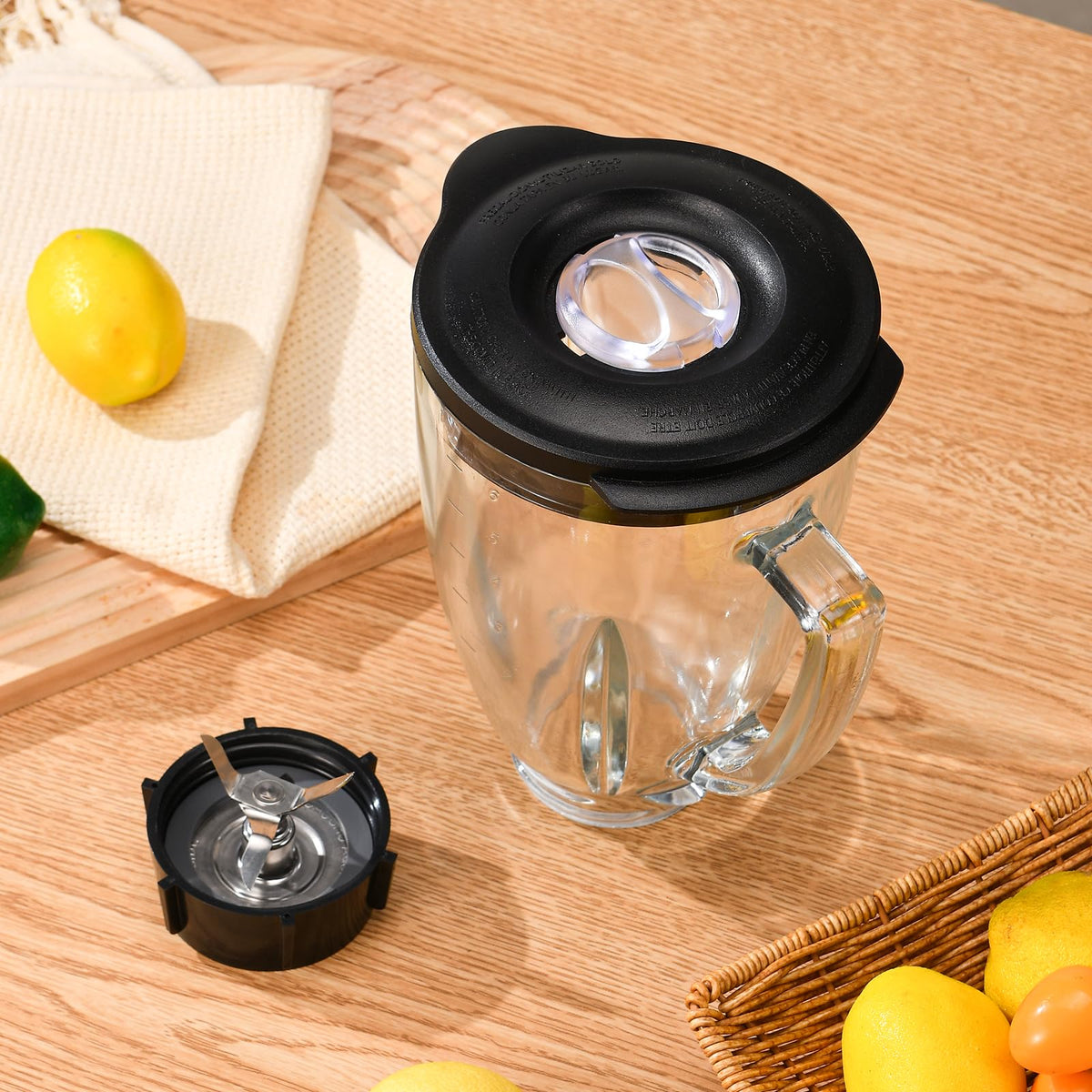 6 Cup Blender Glass Jar with Blade，Including 1 glass jar with lid 1 4fins blade 1 blender jar base 3pcs seal gasket. Replacement Parts for Oster Osterizer (NOT fit Pro, Master or Versa models)