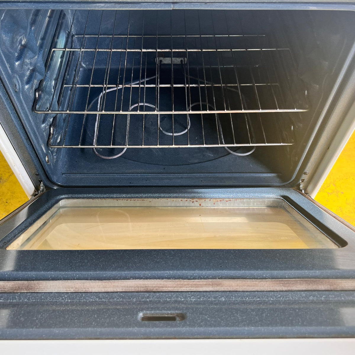 GE Electric Stove