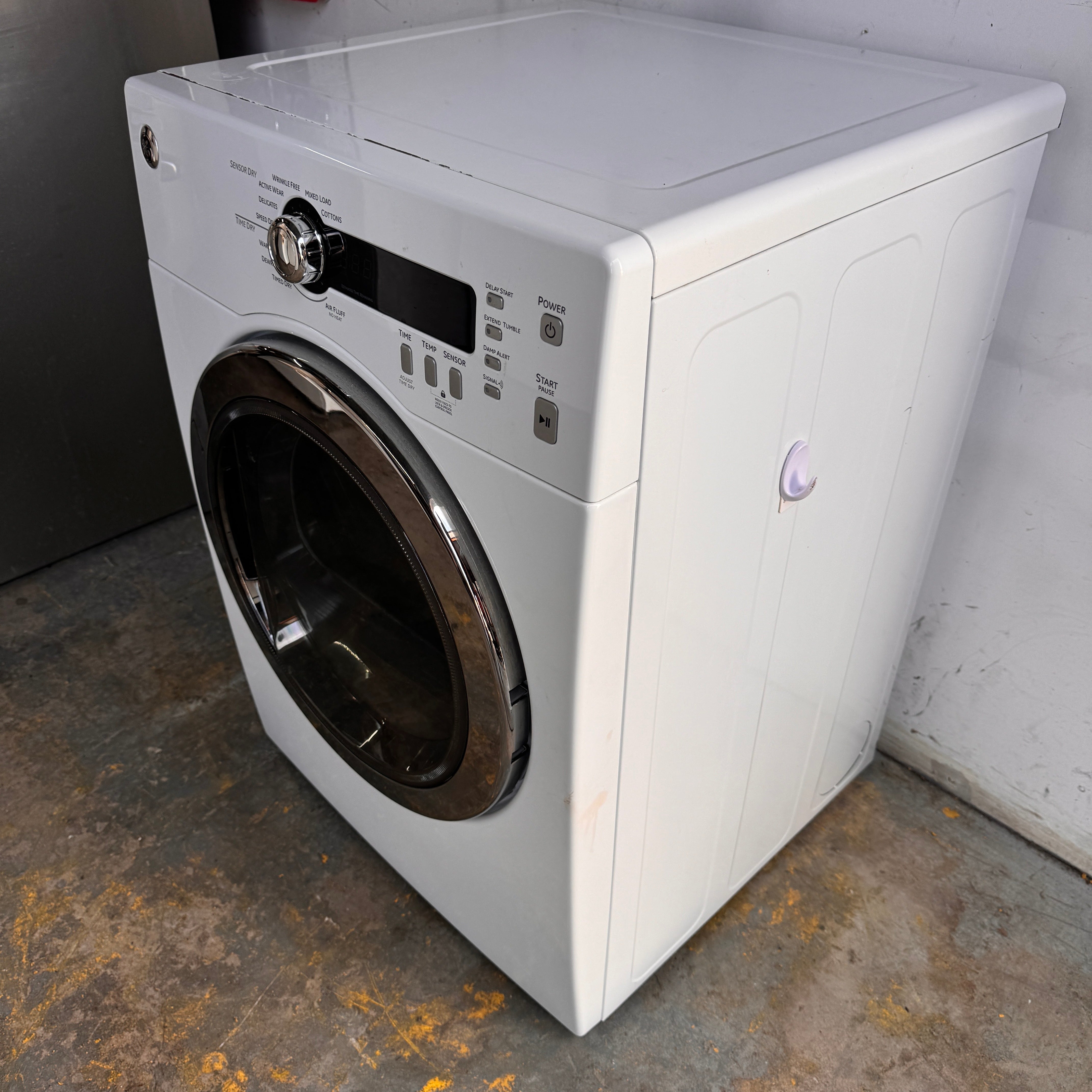 GE Dryer Front Load 24-inch