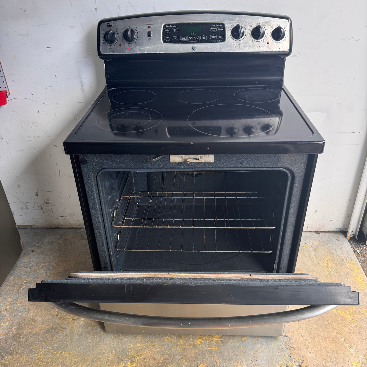 GE Stainless Steel Electric Stove