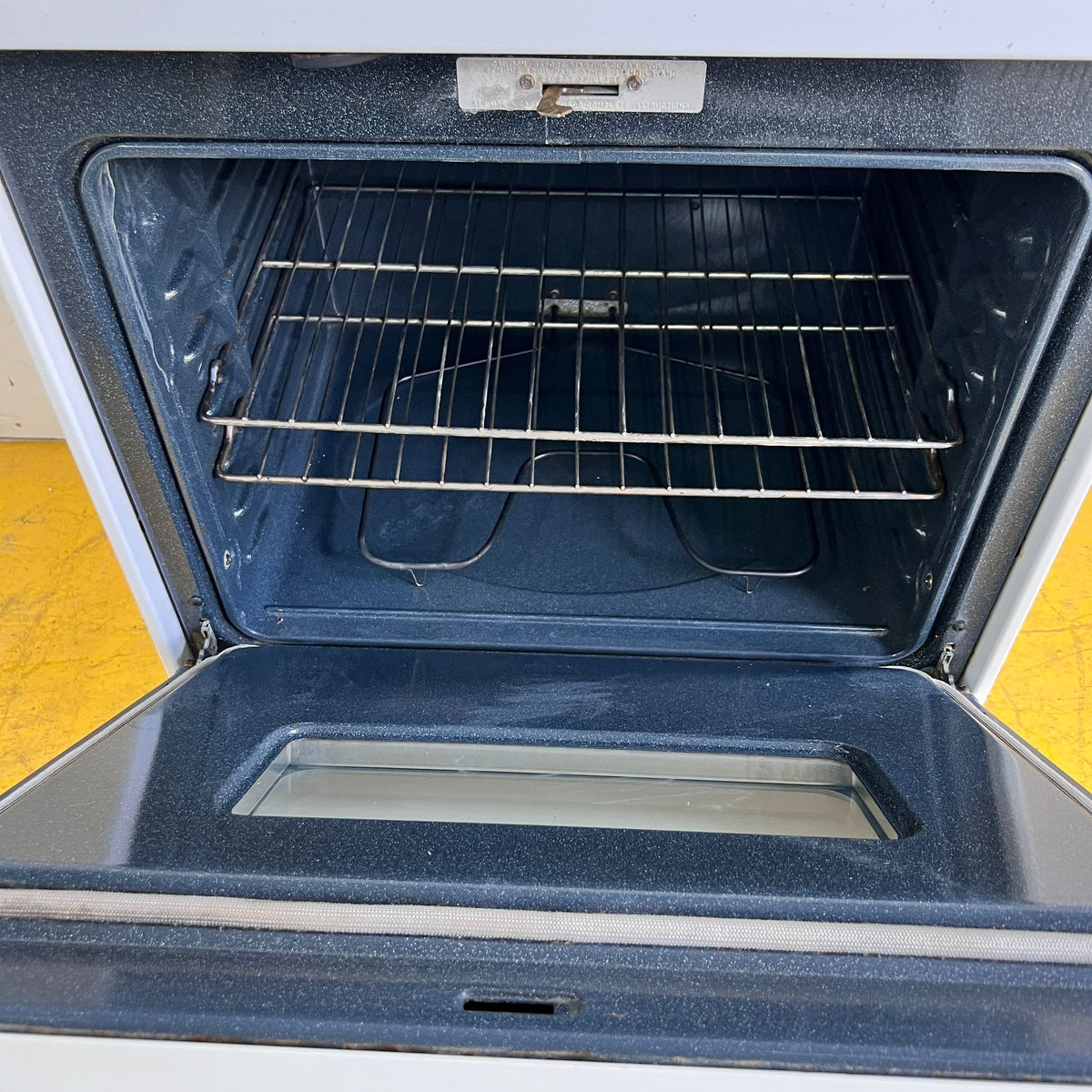 GE Electric Stove