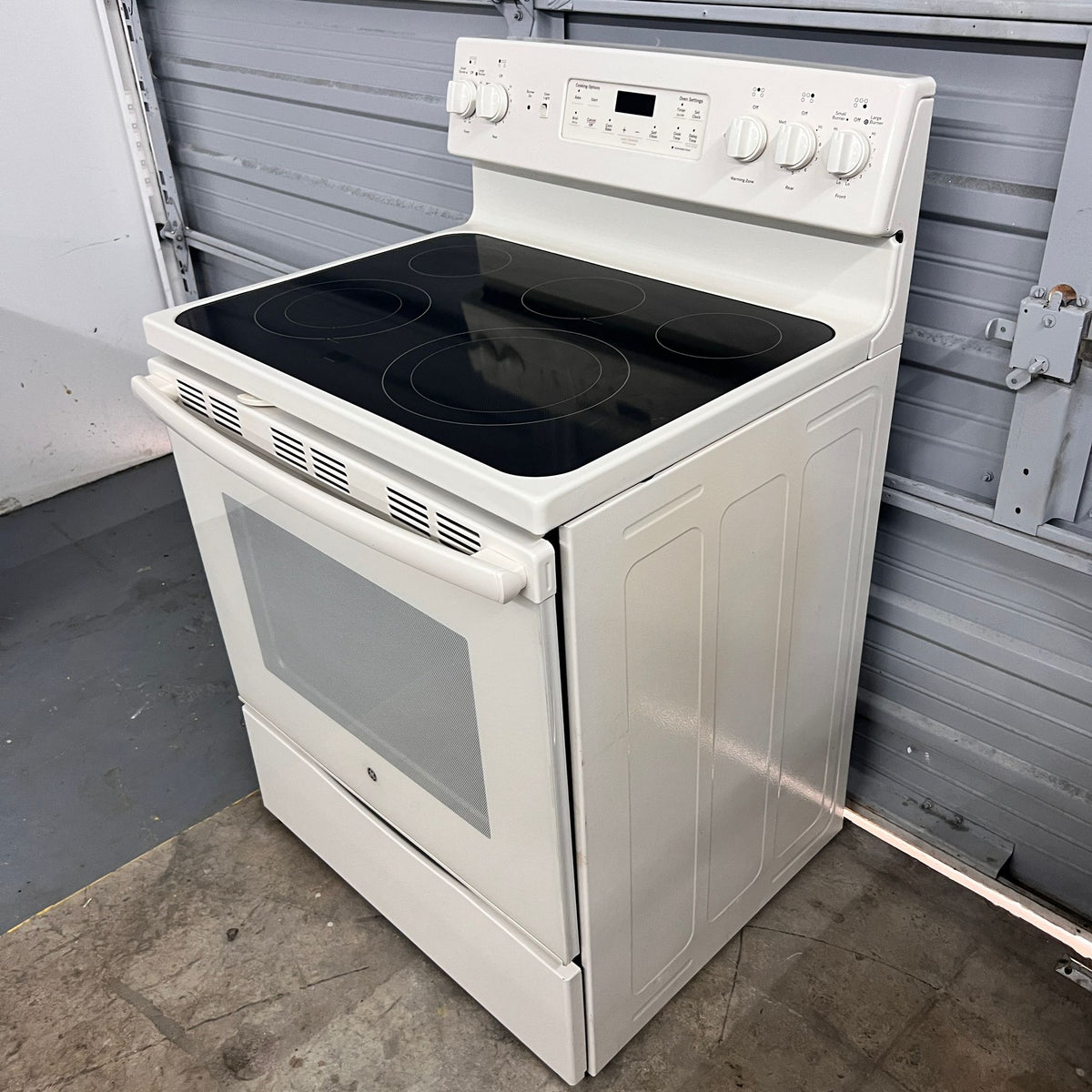 GE Electric Stove