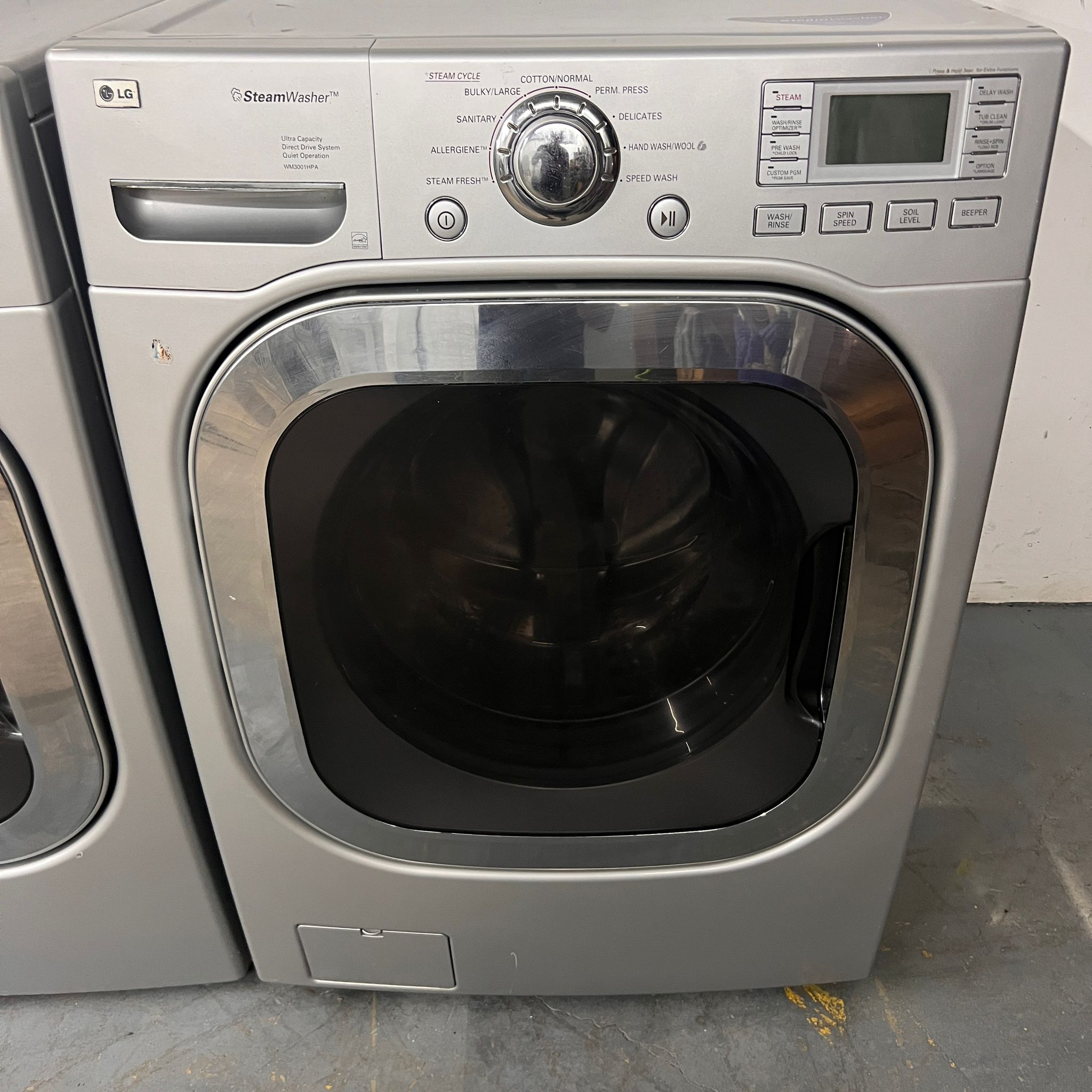 LG Washer and Dryer Front Load - Silver