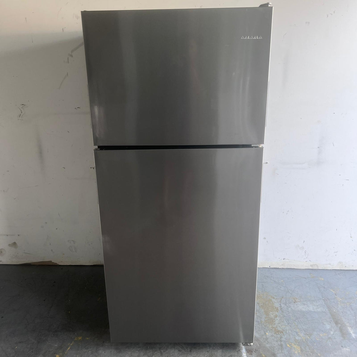Amana-Stainless-Steel-Top-and-Bottom-Refrigerator