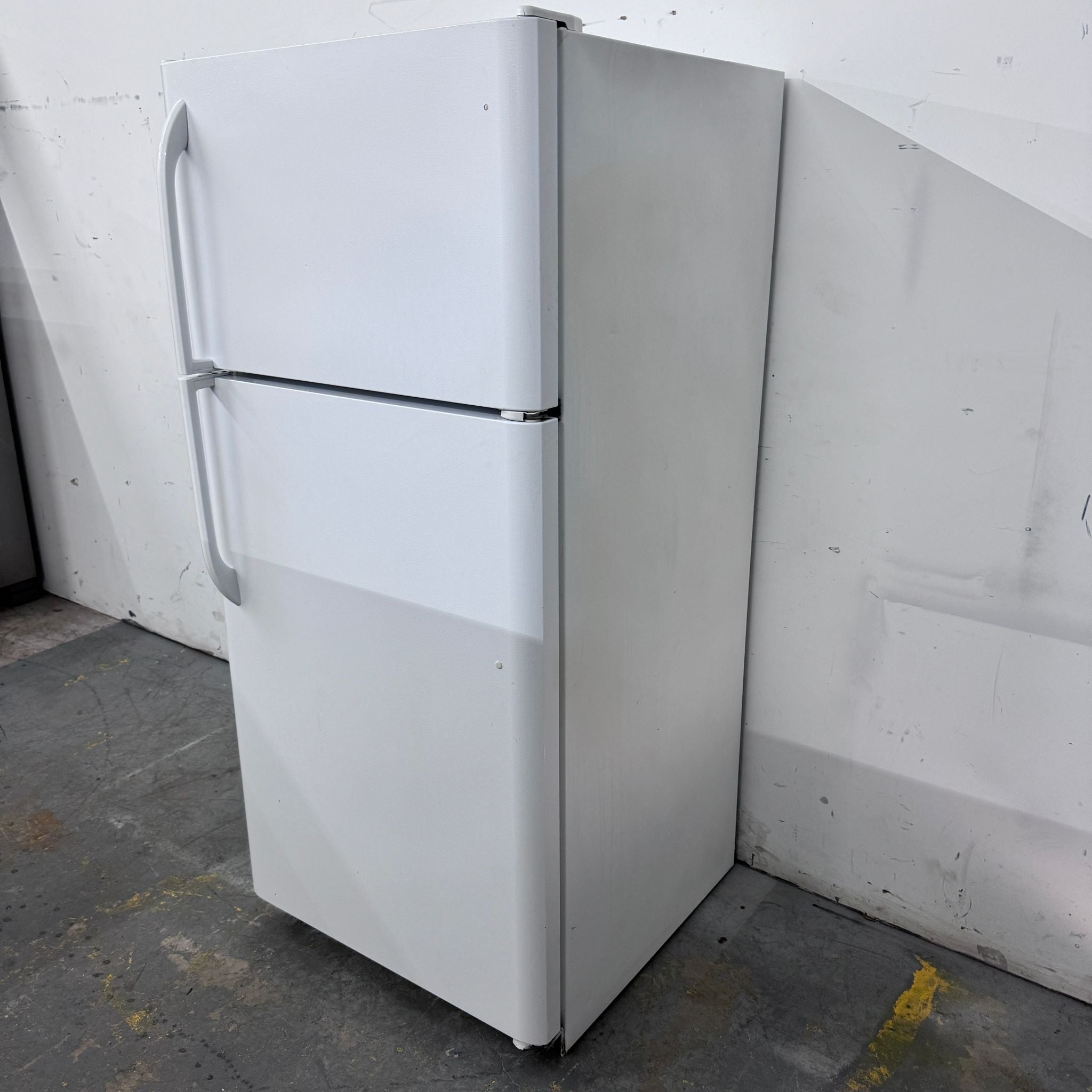 Frigidaire Top and Bottom Refrigerator