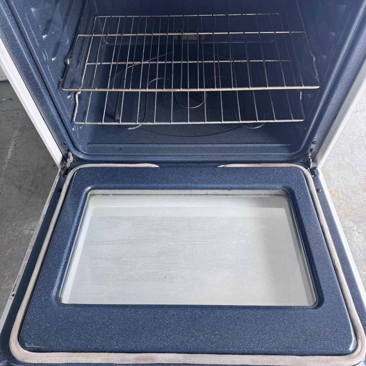GE Electric Stove
