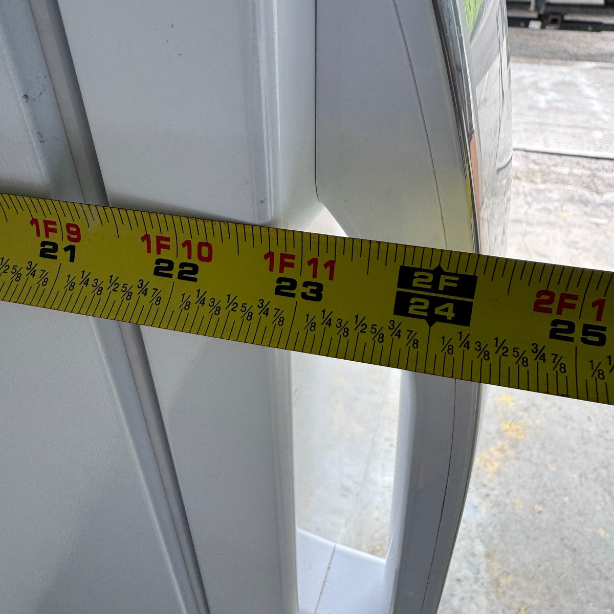 Premium Levella 21" Top and Bottom Refrigerator