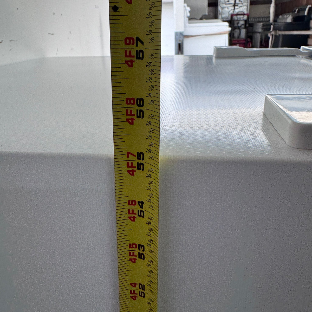 Premium Levella 21" Top and Bottom Refrigerator