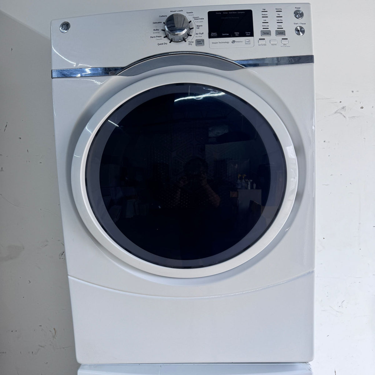 GE Washer and Dryer Front Load - White