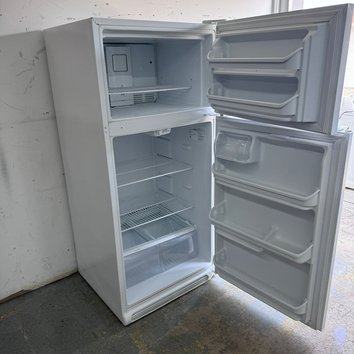 Frigidaire Top and Bottom Refrigerator