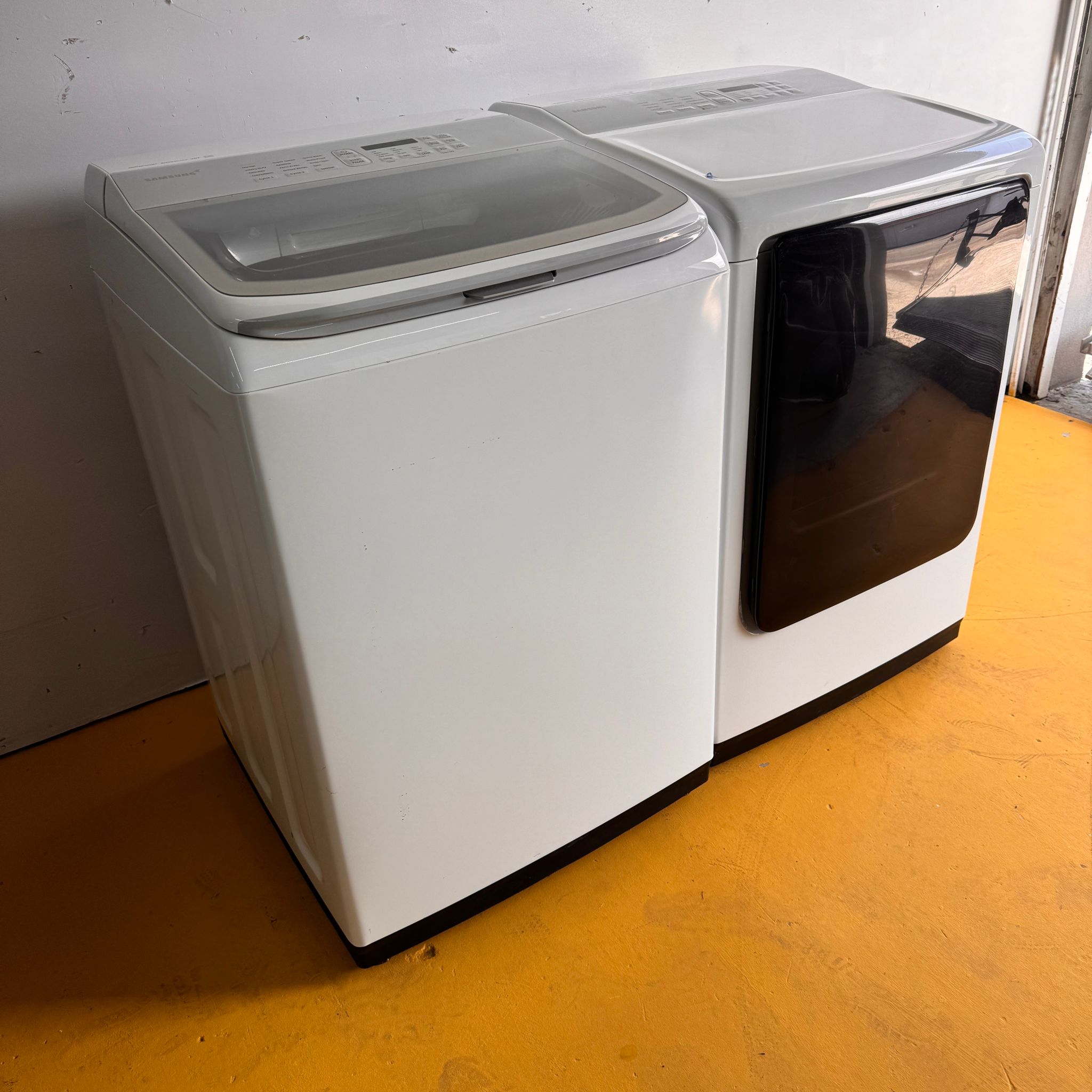 Samsung Washer and Dryer Extra Large Capacity