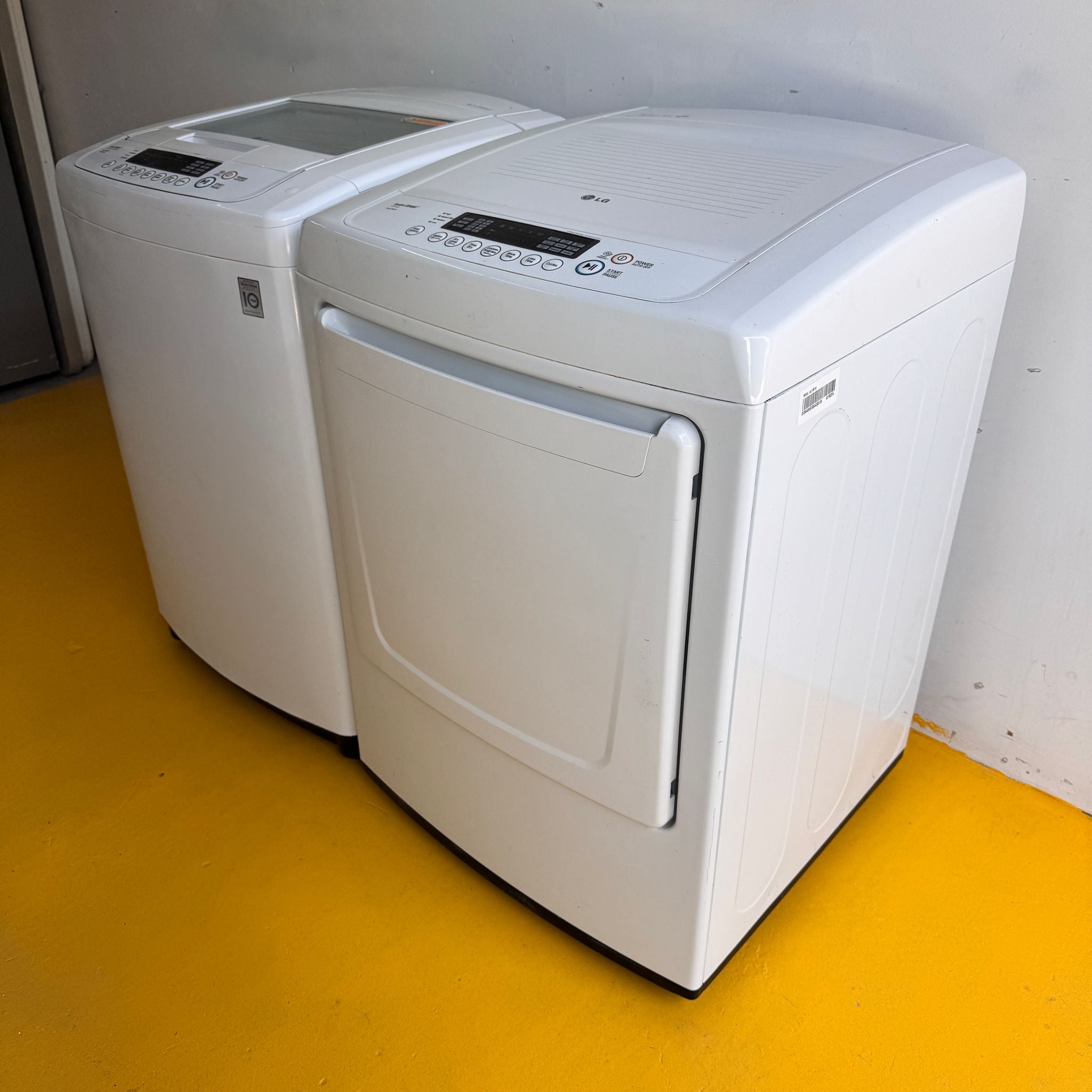 LG Washer and Dryer Set