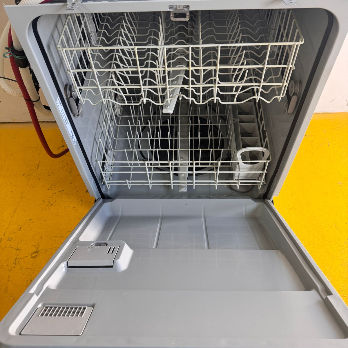 Whirlpool White Dishwasher