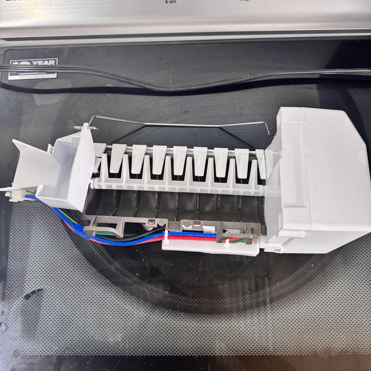 LG Refrigerator Ice Maker (replaces 5989JA0002U) 5989JA0002Y