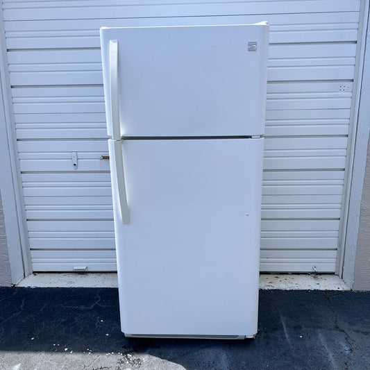Kenmore Top and Bottom Refrigerator with Ice Maker