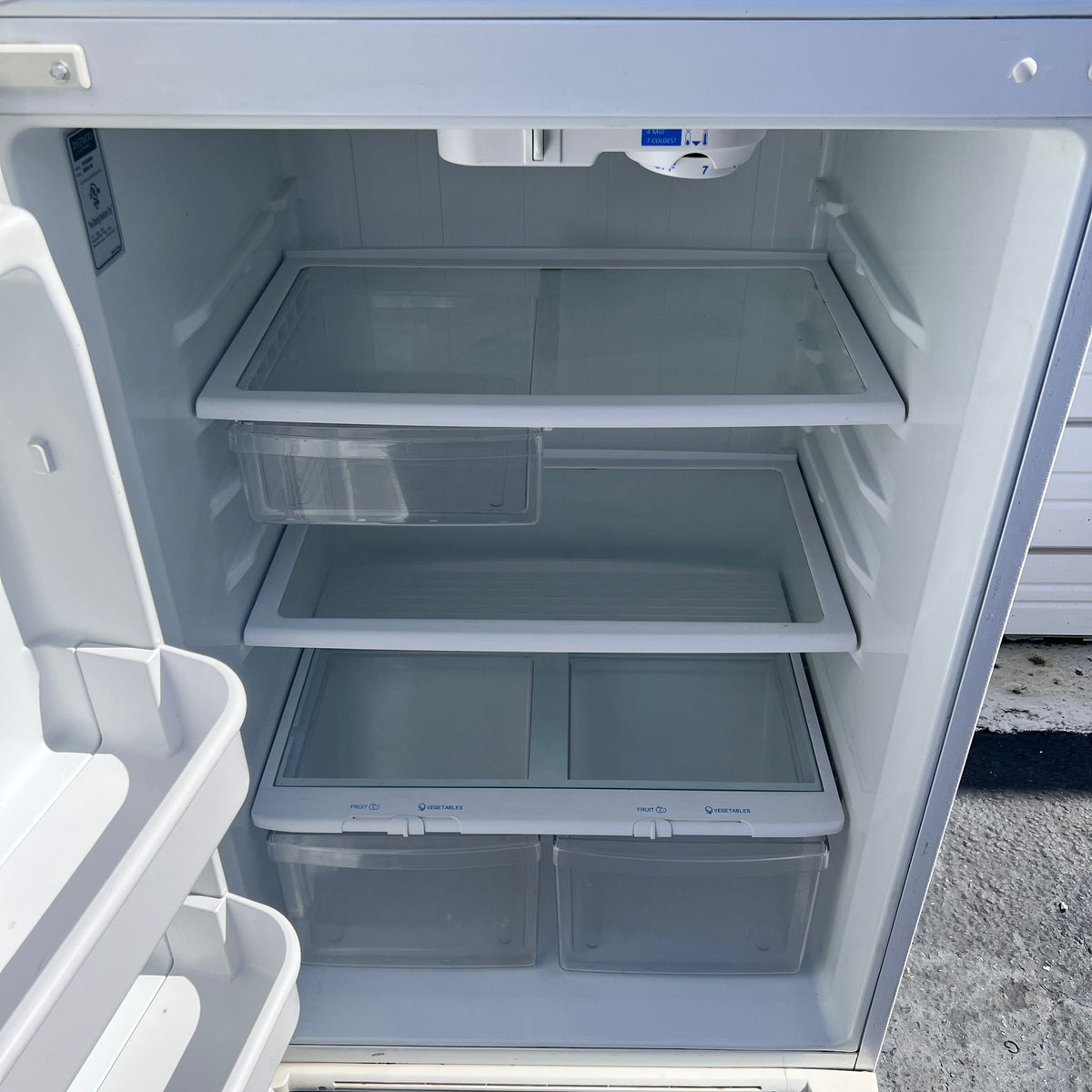 Daewoo Top and Bottom Refrigerator
