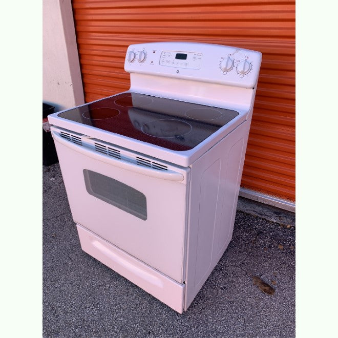 GE Electric Stove