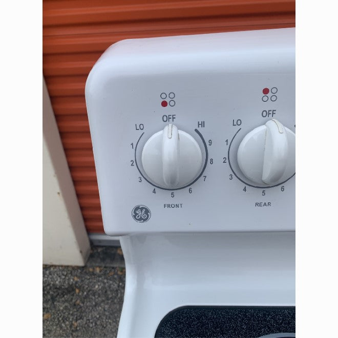 GE Electric Stove
