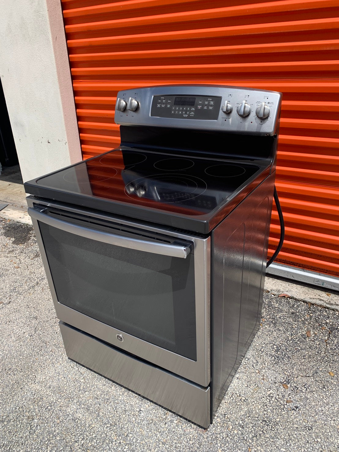 GE Stainless Steel Electric Stove