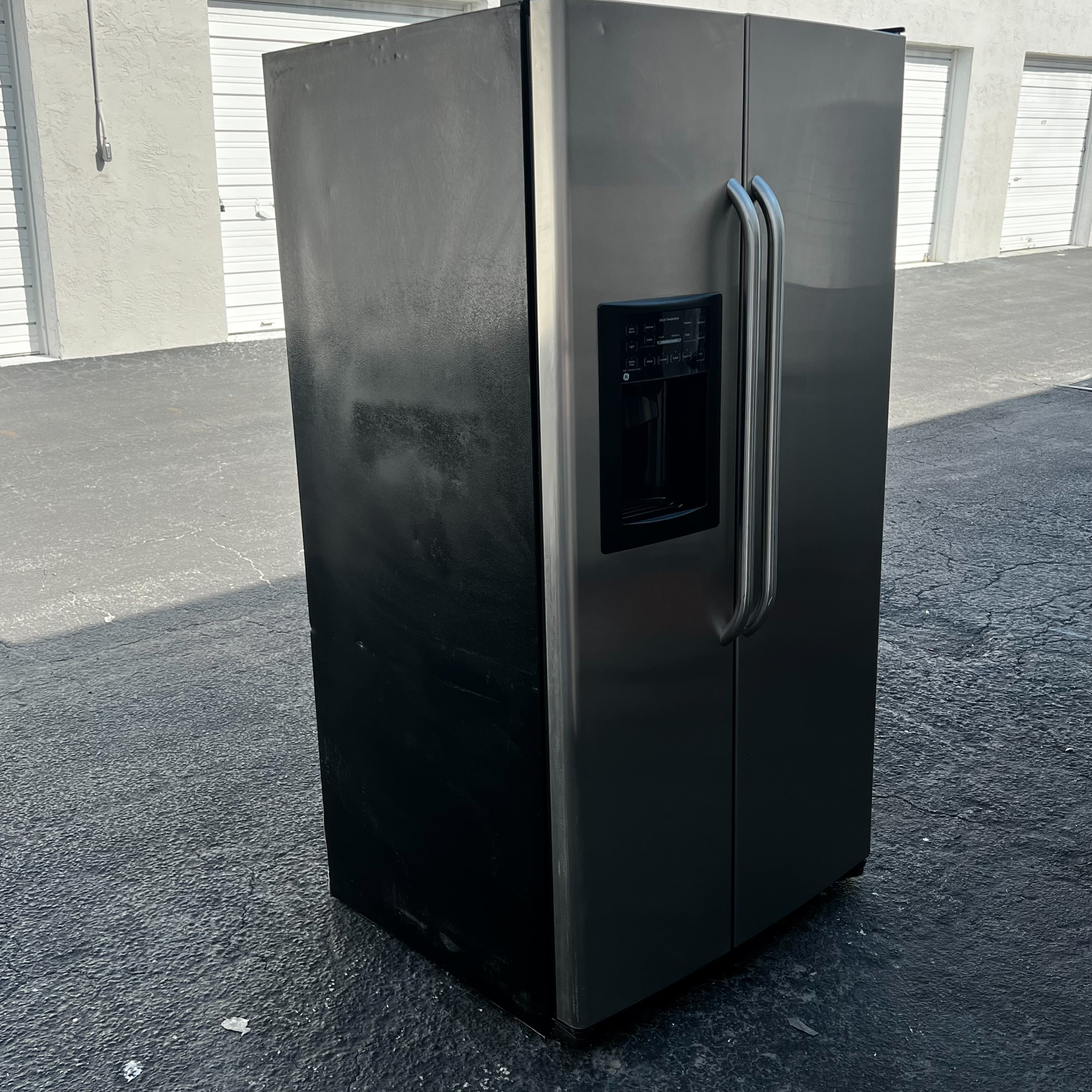 GE Stainless Steel Refrigerator