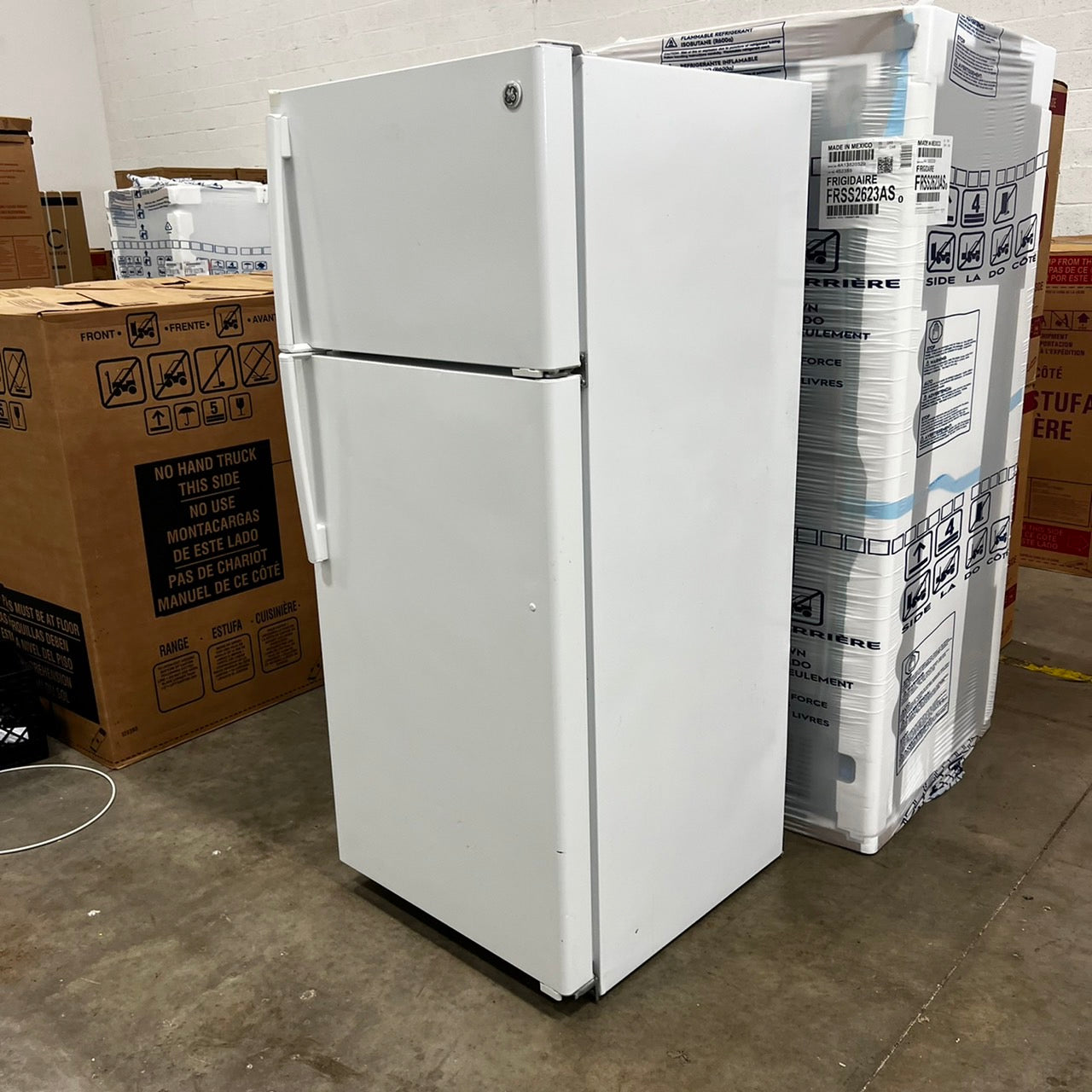 GE Top and Bottom Refrigerator