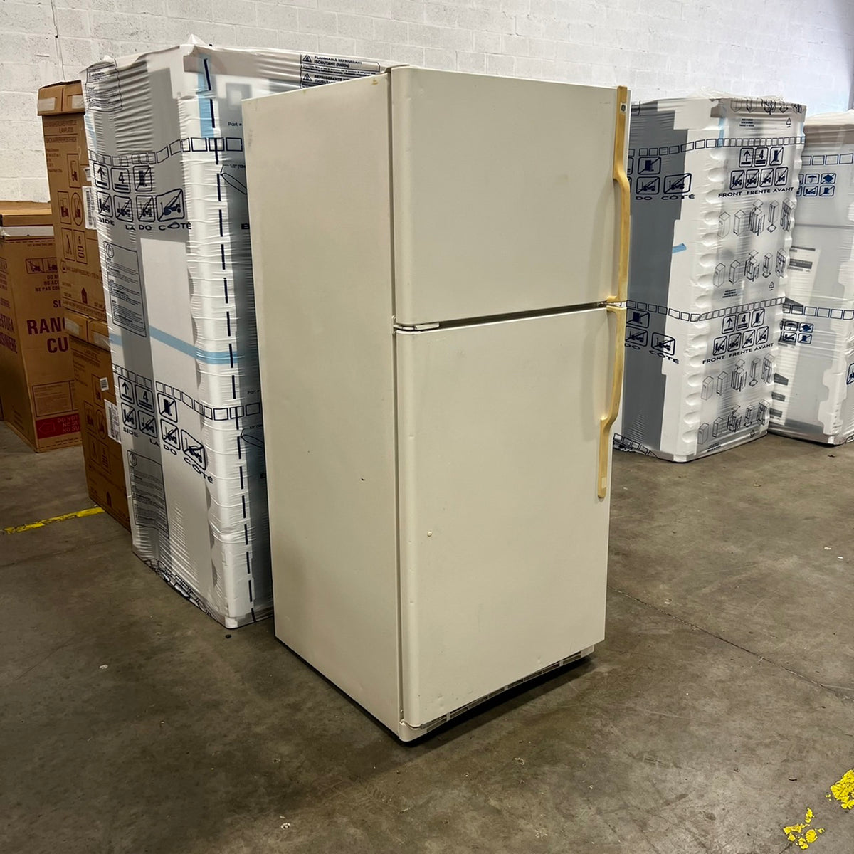 GE Top and Bottom Refrigerator
